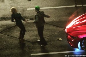 the-joker-and-harley-quinn-fight-in-suicide-squad-set